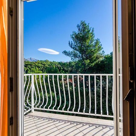 Apartments Zrno ซัฟทัท ภายนอก รูปภาพ
