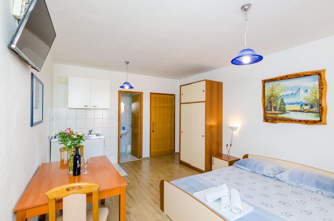 Apartments Zrno ซัฟทัท ภายนอก รูปภาพ