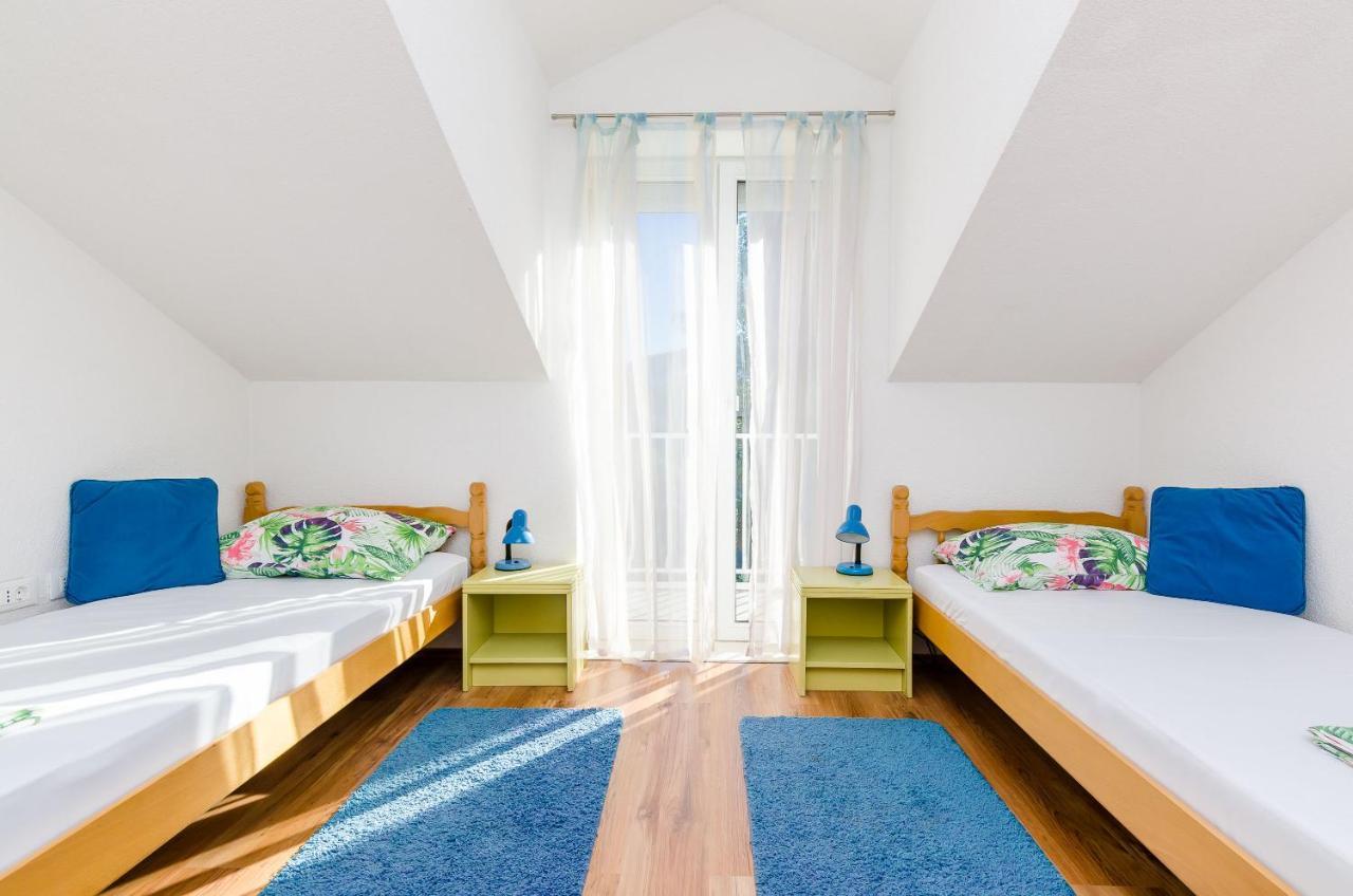 Apartments Zrno ซัฟทัท ภายนอก รูปภาพ